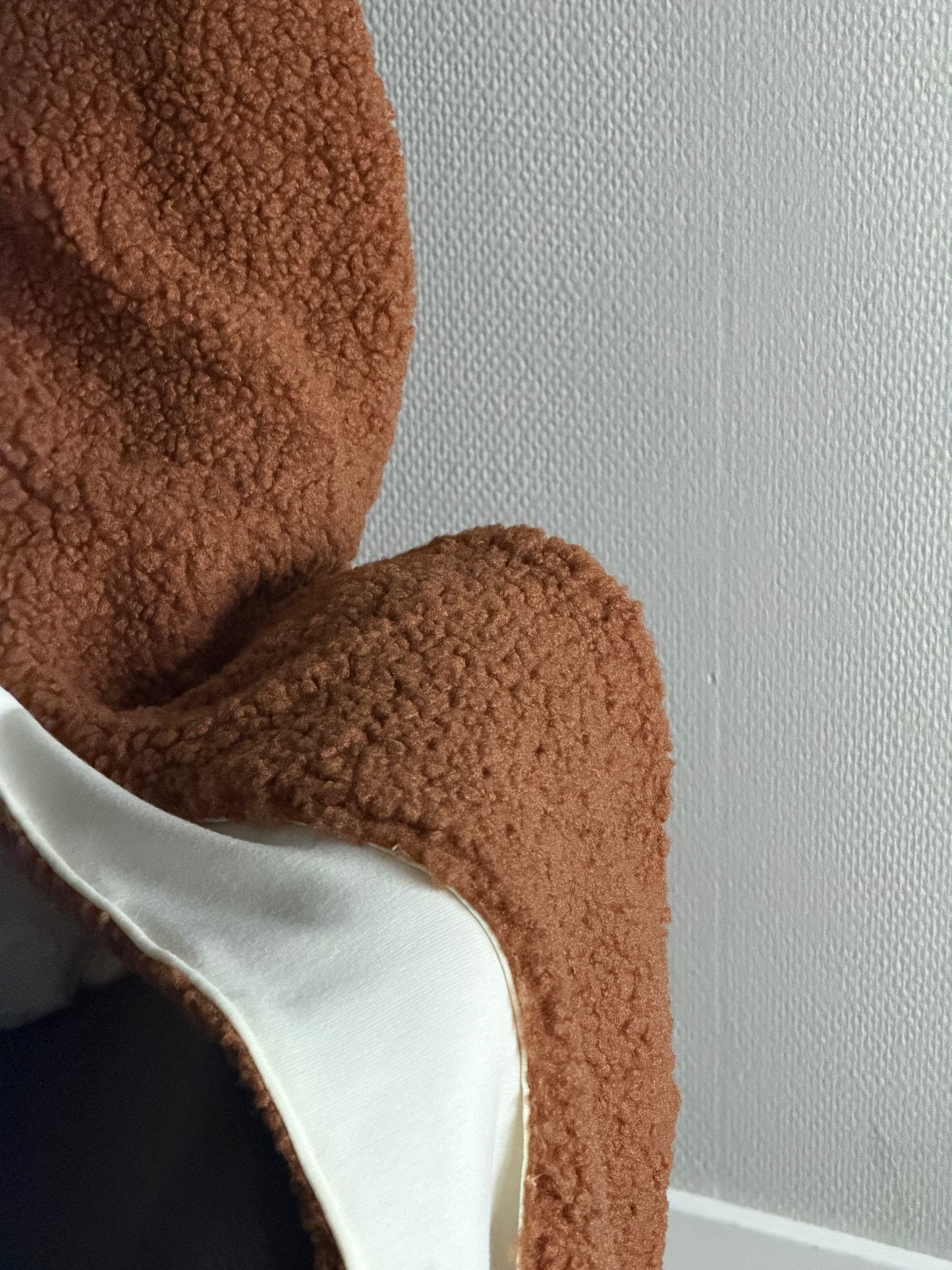 The Isha reversible hood scarf