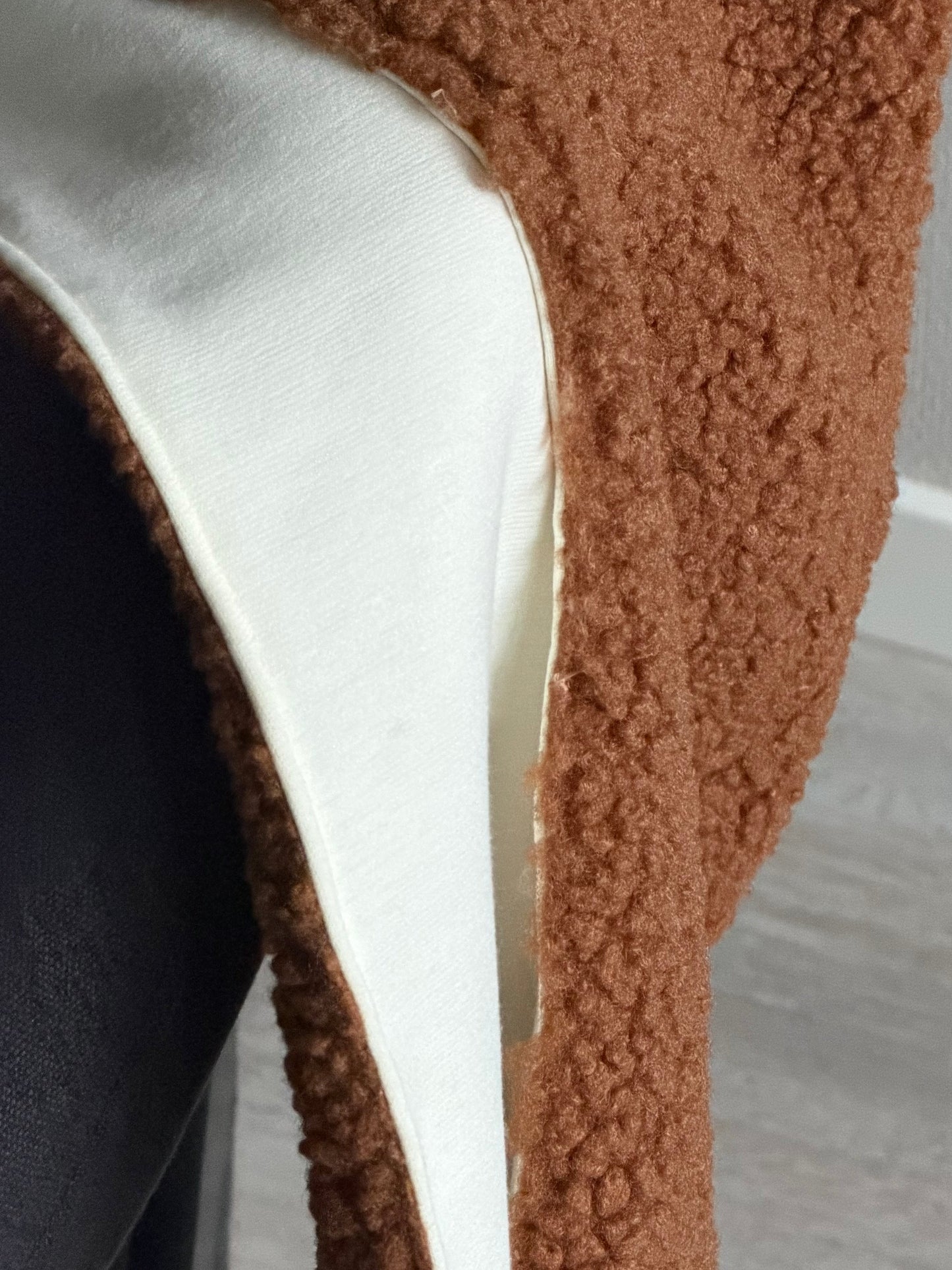 The Isha reversible hood scarf